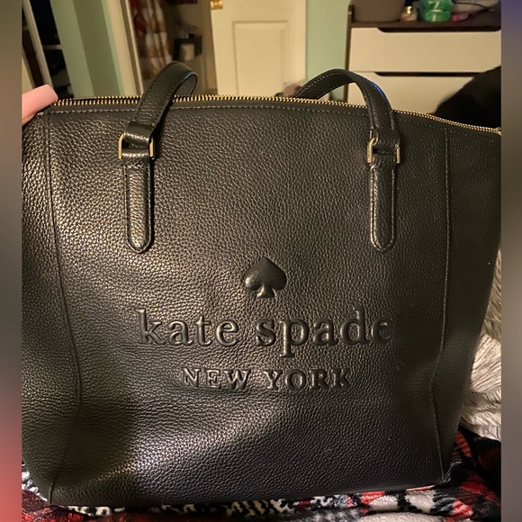Black Kate Spade purse. Great condition. Barely worn. - Picture 1 of 3